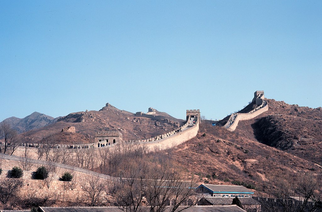 Le Général Brice Clotaire Oligui Nguema visite la Grande muraille de Chine en marge du FOCAC