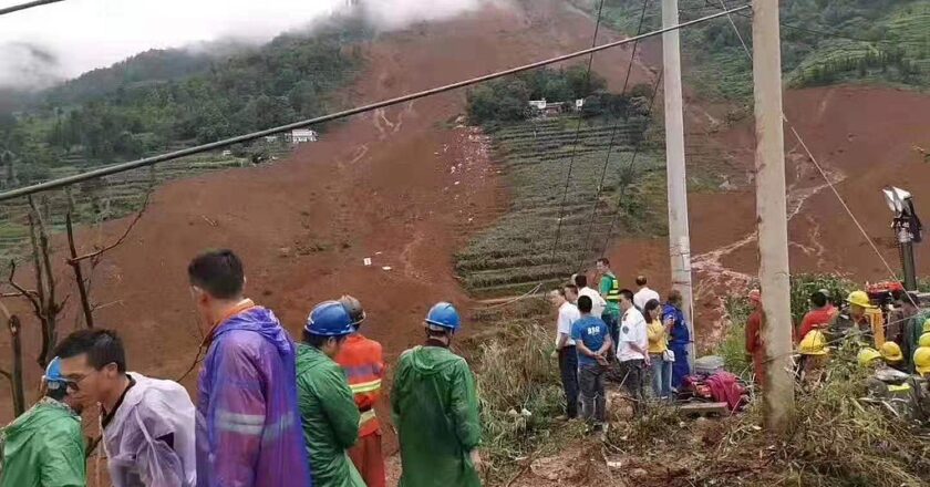 Glissement de terrain : un mort et 28 disparus à la suite d’un glissement de terrain au Sichuan